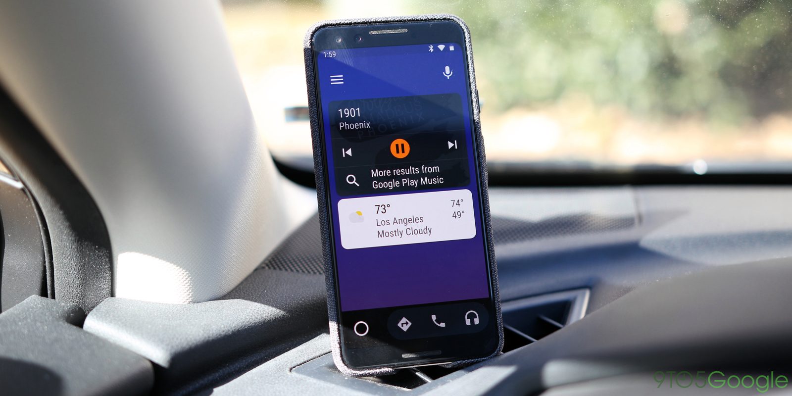 گوگل قصد دارد تا برنامه Android Auto را به خاطر دستیار صوتی‌اش از کار بیندازد