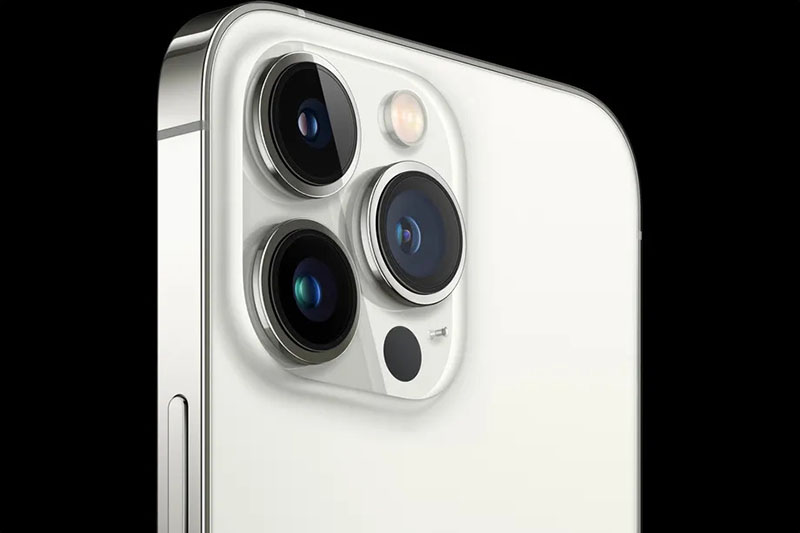 دوربین آیفون 13 با بهبود چشمگیری نسبت به مدل پیشین همراه شده است