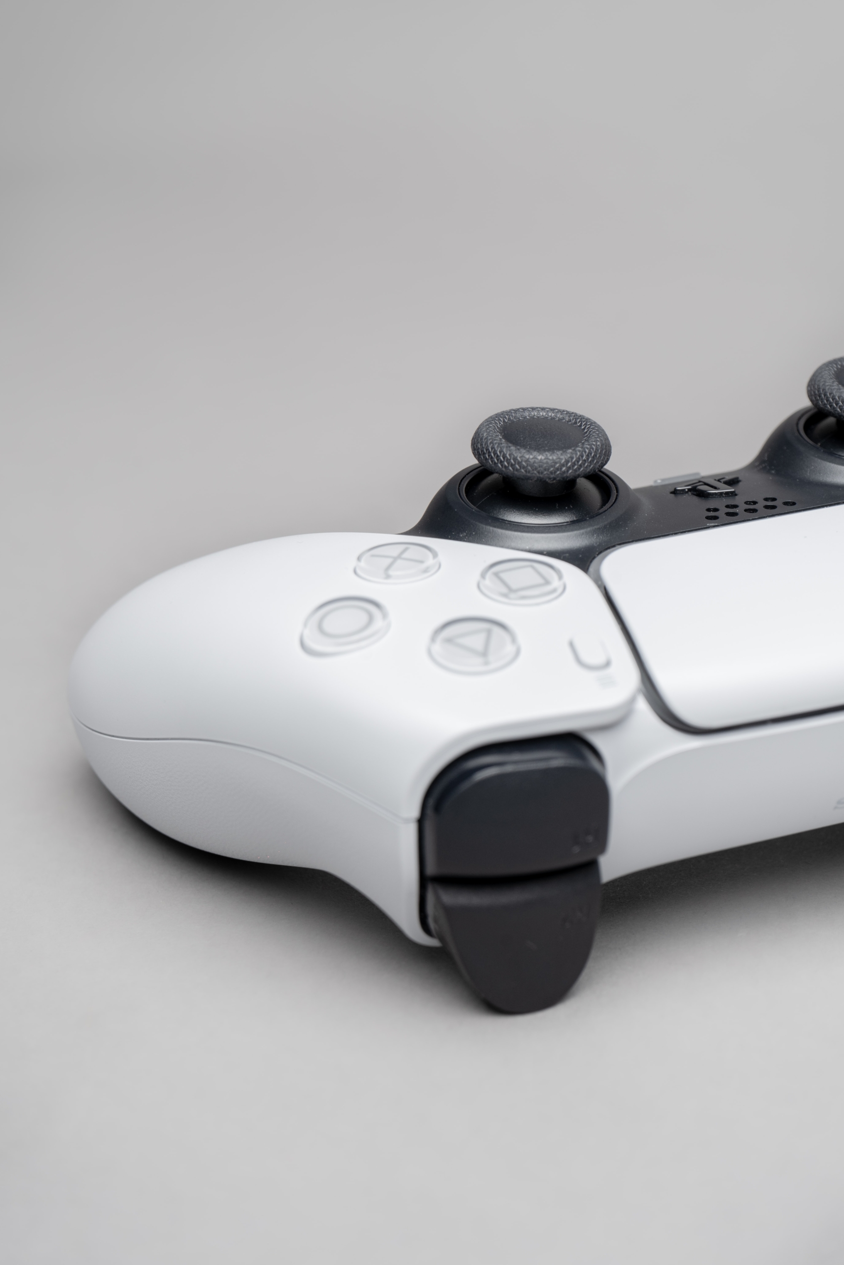 PS5 Controller Trigger Test، برنامه‌ای برای آزمایش کردن ویژگی تطبیقی تریگرهای DualSense