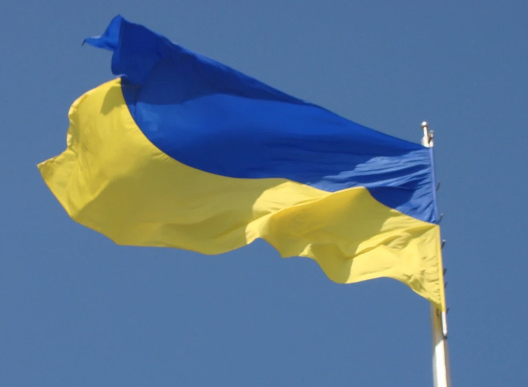 به‌تازگی رئیس‌جمهور اوکراین قانونی را جهت قانونی‌ کردن رمزارزها امضا کرده است تا دریافت کمک‌های مالی دیجیتال گسترش داشته باشند