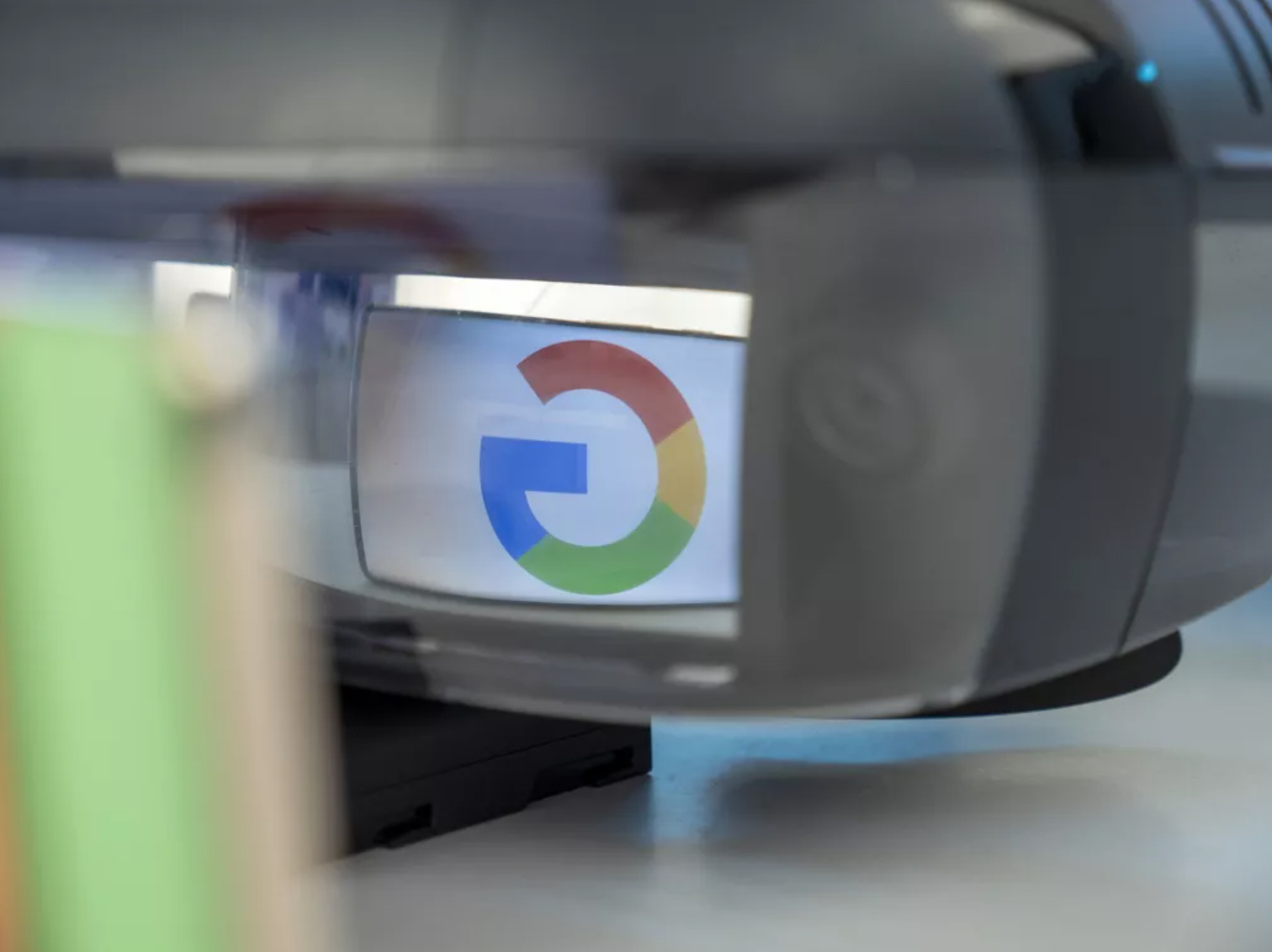 طبق گزارشات گوگل نمایشگر MicroLED Maker Raxium را برای AR خود خریداری می‌کند