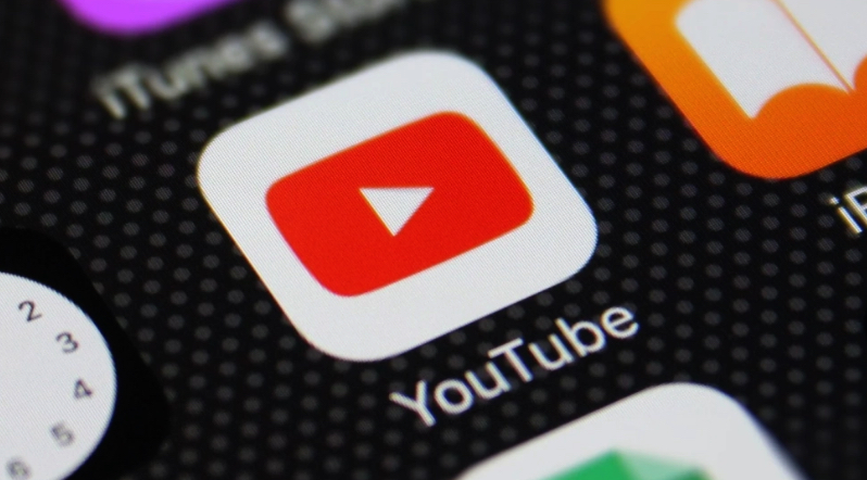 یوتیوب تأیید می‌کند که سرویس‌های این شرکت در سراسر جهان با مشکلاتی روبرو هستند